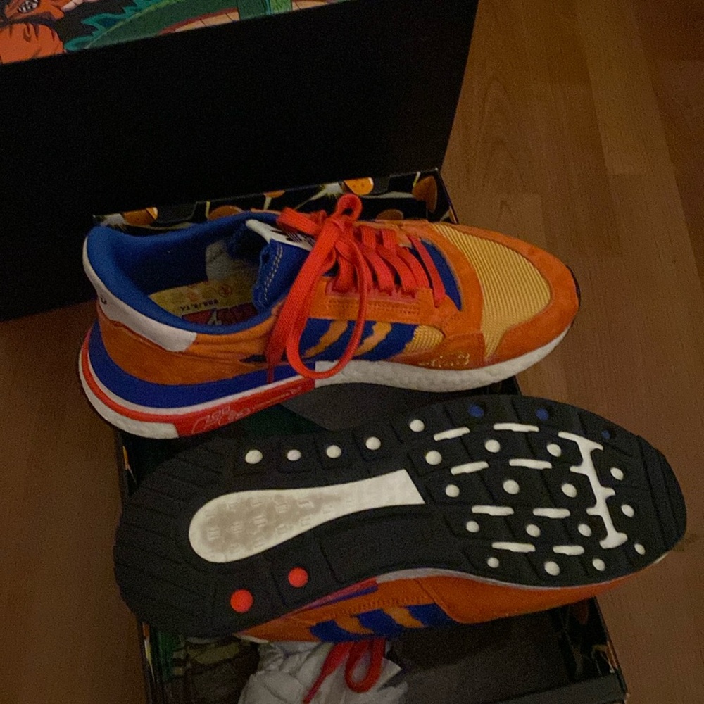Dragon ball z adidas goku shoes. ZX 500 Restomod size 10. Worn only twice.